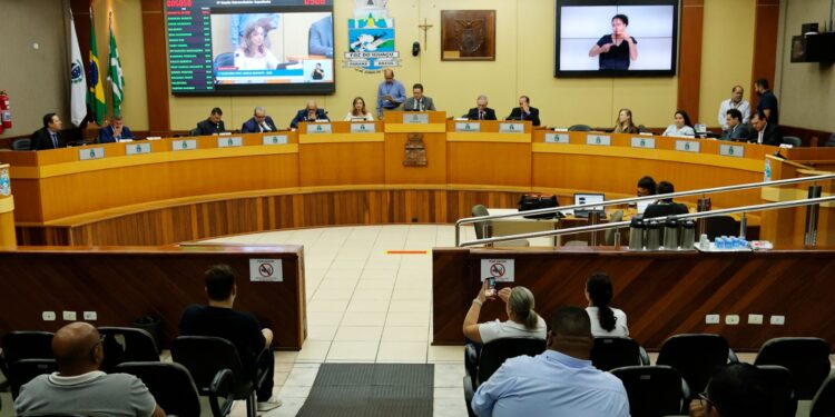 Prefeitura encaminha novo projeto sobre contribuição patronal do decênio