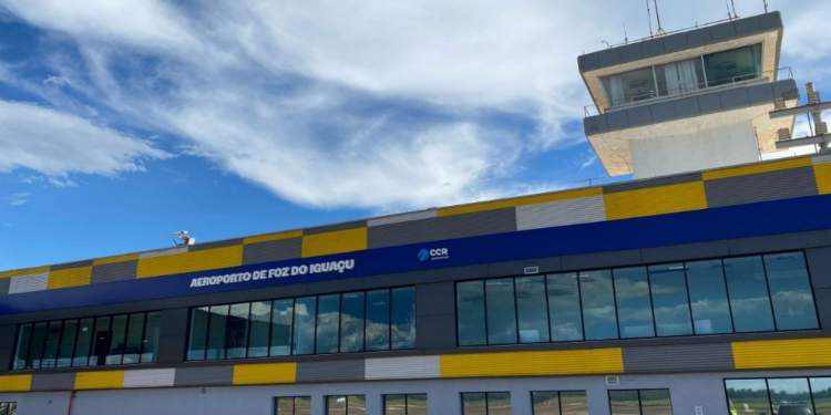 Homologação da pista do Aeroporto de Foz do Iguaçu avança para nova fase
