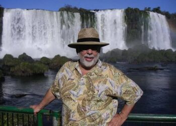 Diretor de O Poderoso Chefão, Francis Ford Coppola visita as Cataratas do Iguaçu