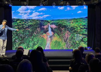 Em Foz do Iguaçu, 150 agentes de viagens participam da Convenção da Abreu
