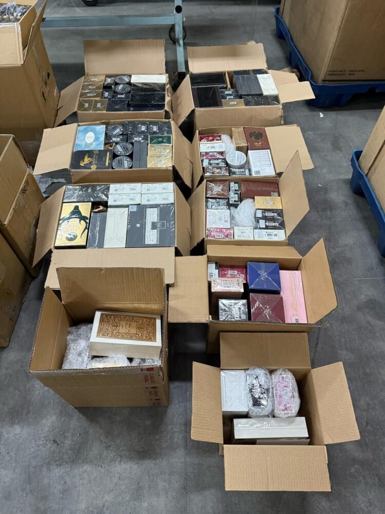 Receita Federal apreende cabos de aço, azeite e eletrônicos avaliados em mais de R$ 350 mil