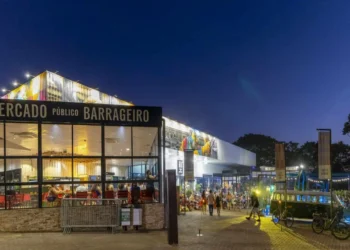 Mercado Público Barrageiro convida Foz para o Luau de Mês das Mulheres nesta sexta, 14