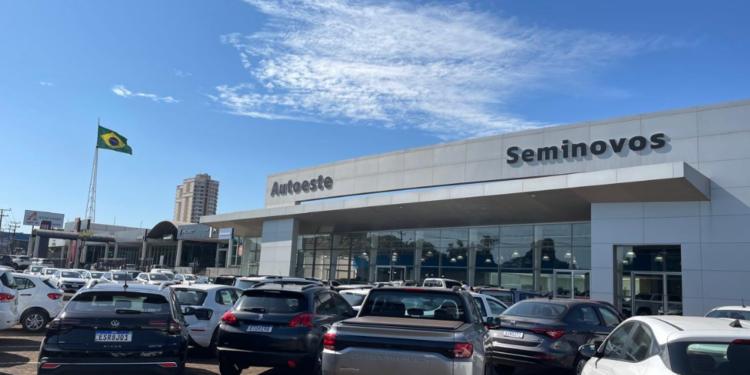 Seminovo de qualidade com opções flexíveis de financiamento é na Autoeste