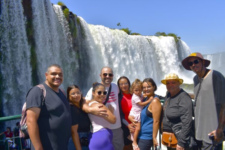 Feriadão de carnaval atrai mais de 36 mil pessoas para o Parque Nacional do Iguaçu