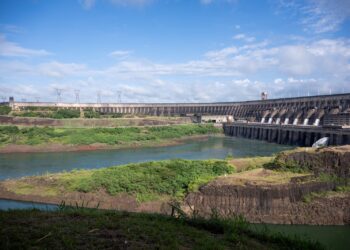 Itaipu fecha primeiro bimestre com produção 2,5% maior que no mesmo período de 2024