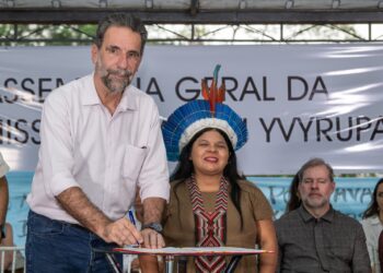 Acordo inédito vai permitir compra de 3 mil hectares de terras para indígenas Avá-Guarani