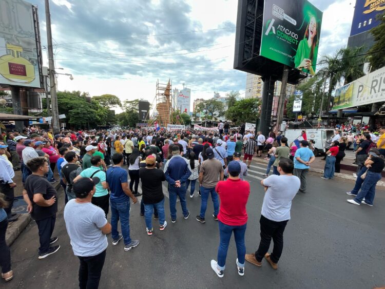Adesão à manifestação contra corrupção em Ciudad del Este é baixa
