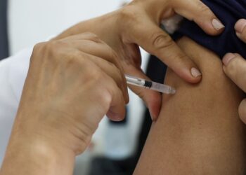 Campanha de imunização contra a gripe começa dia 1º de abril em Foz