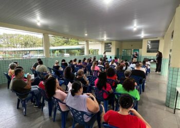 Professores municipais anunciam série de atos para cobrar pagamento do piso salarial