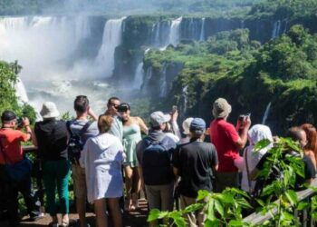 Exigência de visto de norte-americanos deve impactar negativamente o movimento em Foz do Iguaçu