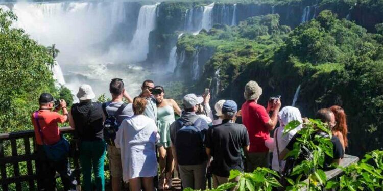 Exigência de visto de norte-americanos deve impactar negativamente o movimento em Foz do Iguaçu