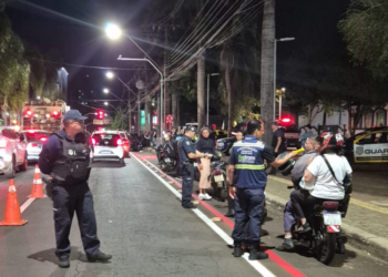 Operação da GM flagra dois motoristas dirigindo bêbados e apreende 15 veículos