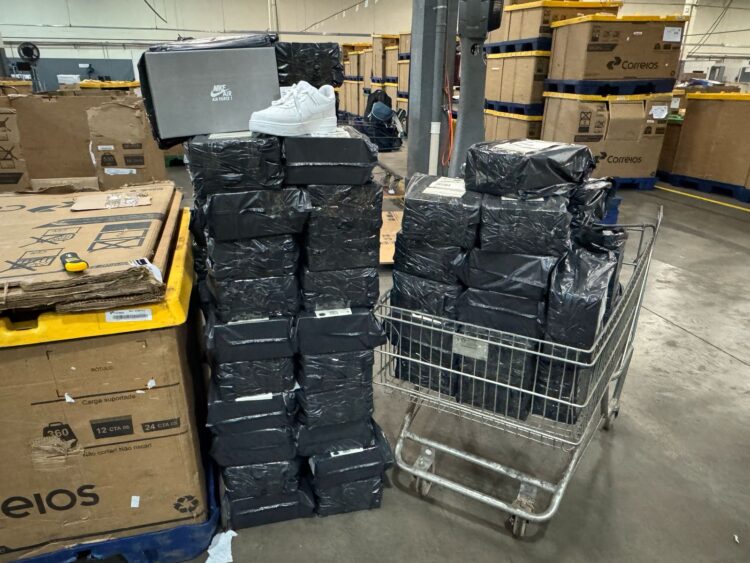 Operação Vigilia da Receita Federal apreende R$ 3 milhões em mercadorias