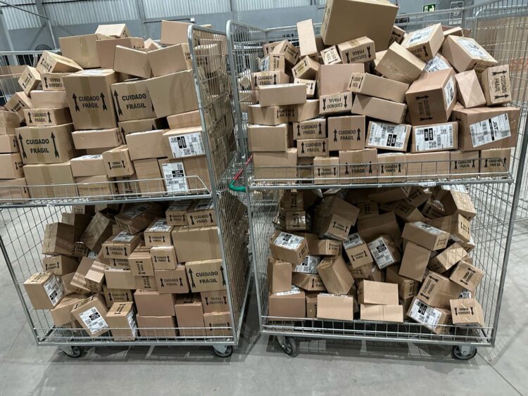 Operação Vigilia da Receita Federal apreende R$ 3 milhões em mercadorias