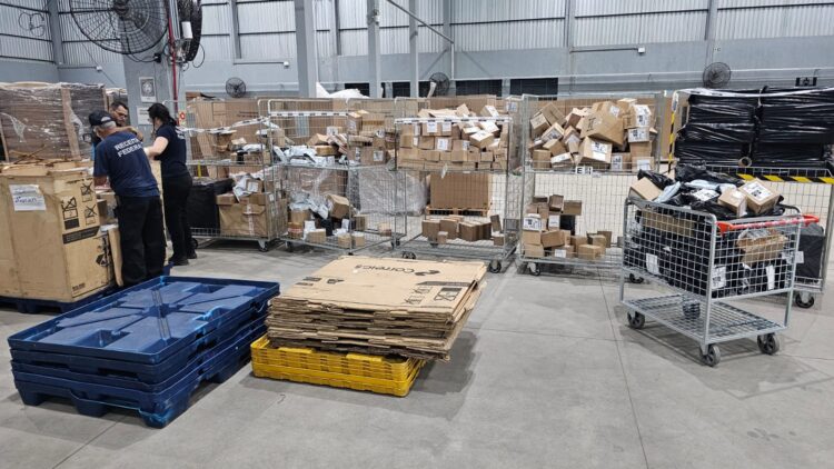 Operação Vigilia da Receita Federal apreende R$ 3 milhões em mercadorias