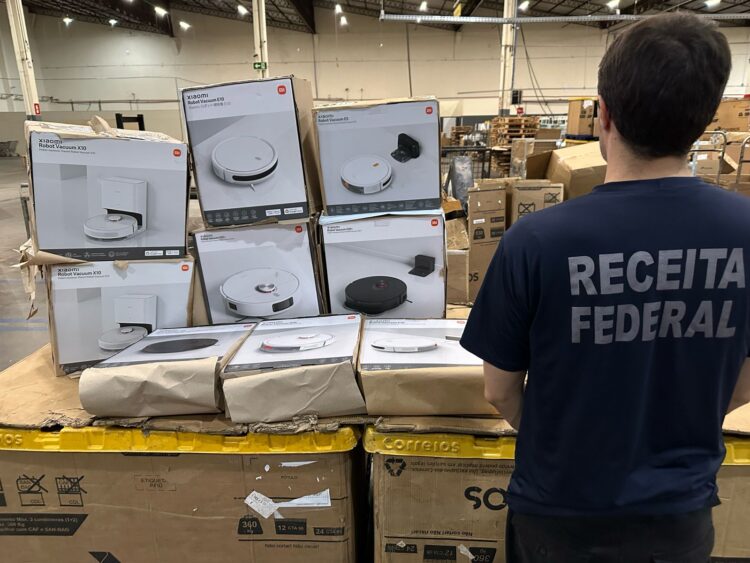 Operação Vigilia da Receita Federal apreende R$ 3 milhões em mercadorias