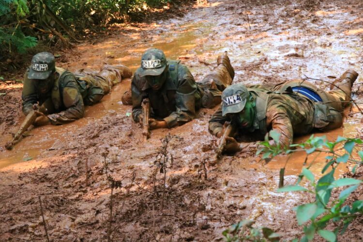 Militares incorporados em 2025 realizam operação Boina Preta