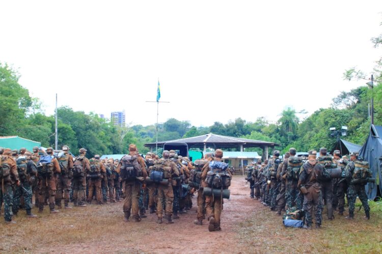 Militares incorporados em 2025 realizam operação Boina Preta