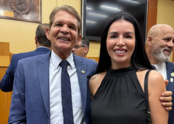 Prefeito nomeia policial militar Scheila Melo como secretária da mulher