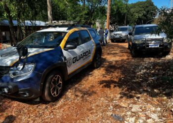 Prefeitura inicia desocupação de área pública invadida no Jardim Jupira