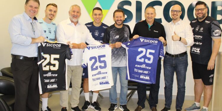Sicoob e Foz Cataratas renovam aliança pelo esporte e oportunidades para jovens
