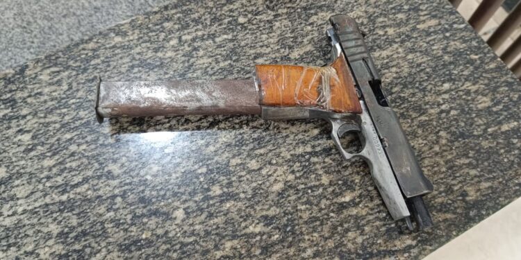 Tentativa de assalto a pousada termina com dois feridos e dois foragidos