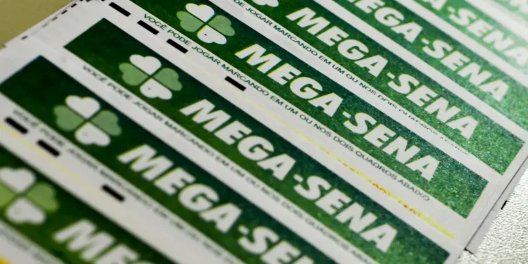Apostador de Foz do Iguaçu ganha mais de 28 mil reais na quina da Mega-Sena