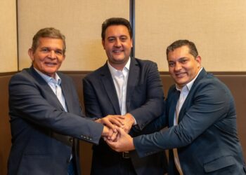 Governo Silva e Luna entrega Centro de Convenções ao Estado