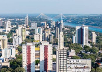 Foz do Iguaçu ocupa a 45ª posição entre as cidades mais desenvolvidas do Paraná