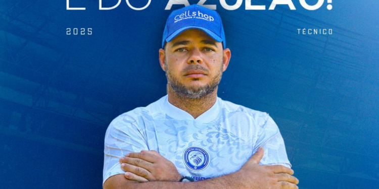 Adriano Souza está de volta ao comando técnico do Foz do Iguaçu FC