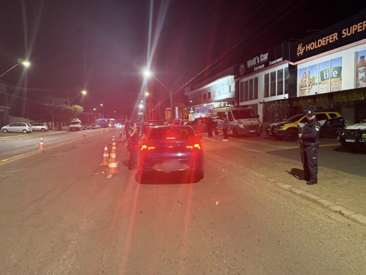 Quatro motoristas são flagrados dirigindo bêbados em blitze do Foztrans e GM
