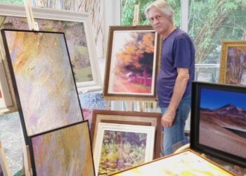 Exposição Sussuros da Natureza traz obras de Vilson Machado para Foz