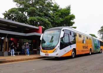 Prefeitura de Foz vai fazer pesquisa para reestruturar transporte coletivo na cidade