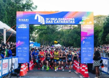 Meia Maratona das Cataratas reúne 4 mil pessoas no Parque Nacional do Iguaçu
