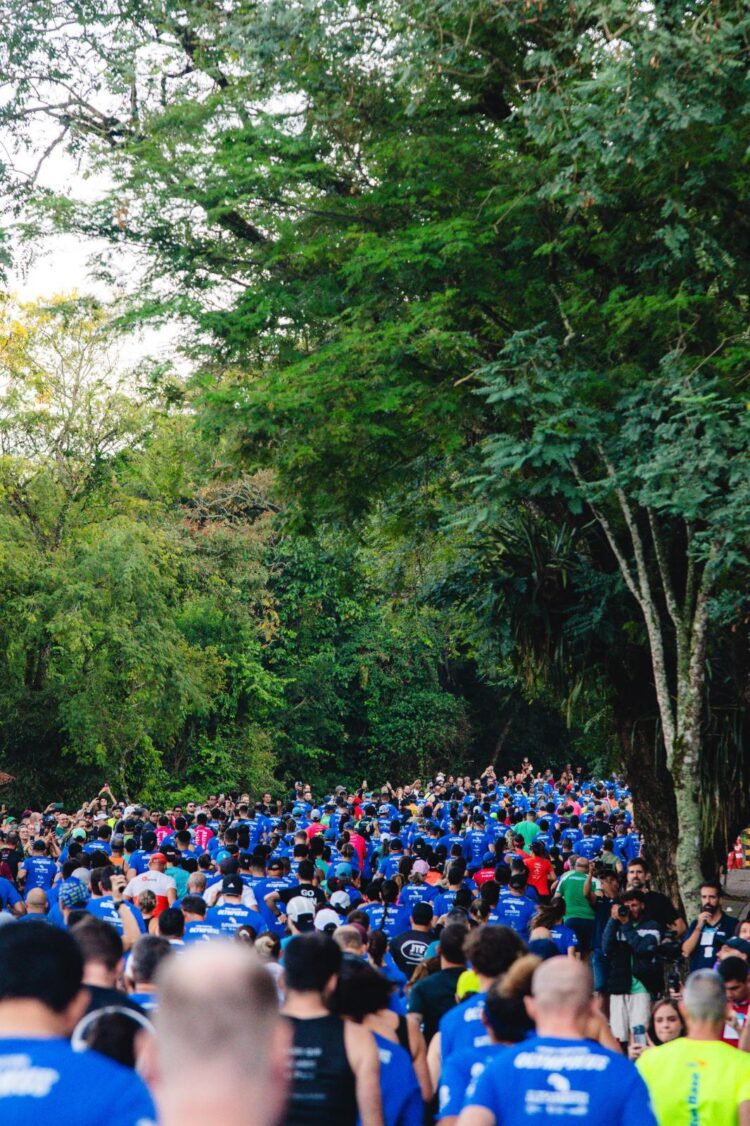 Meia Maratona das Cataratas reúne 4 mil pessoas no Parque Nacional do Iguaçu