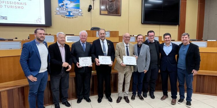 Associados do Visit Iguassu recebem Prêmio Destaque Profissionais do Turismo