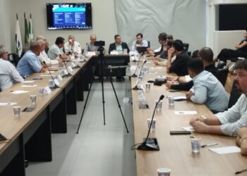 Reunião em Foz do Iguaçu Detalha Contrato do novo pedágio da BR-277 na região oeste