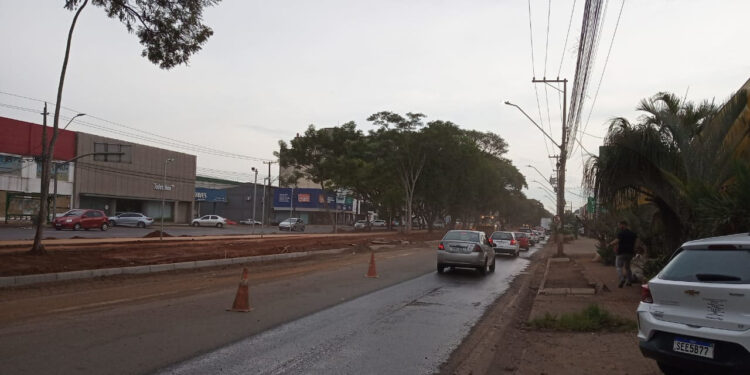 Trecho da Avenida J.K. será interditado para recapeamento nesta quarta e quinta