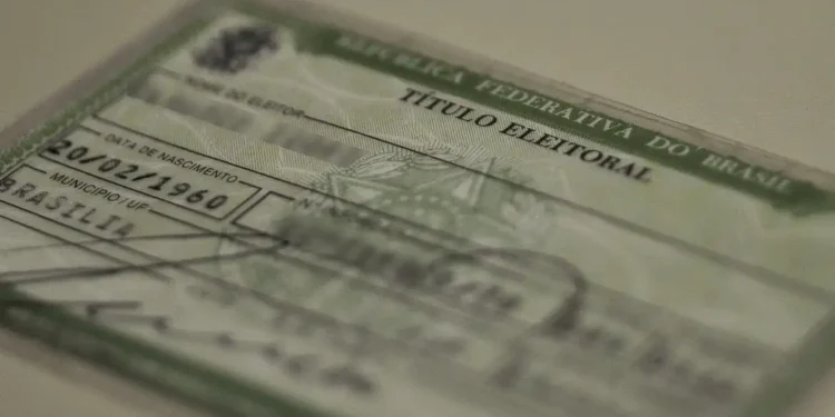Prazo para regularizar título de eleitor termina nesta segunda-feira (19)