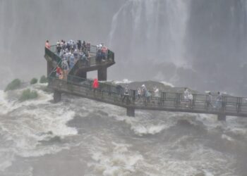 Temporal da madrugada provoca interdição de áreas no Parque Nacional do Iguaçu