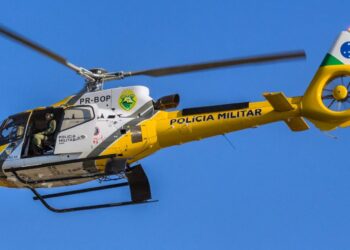 Após perseguição com helicóptero, assaltante faz mulher e criança de reféns na Vila A