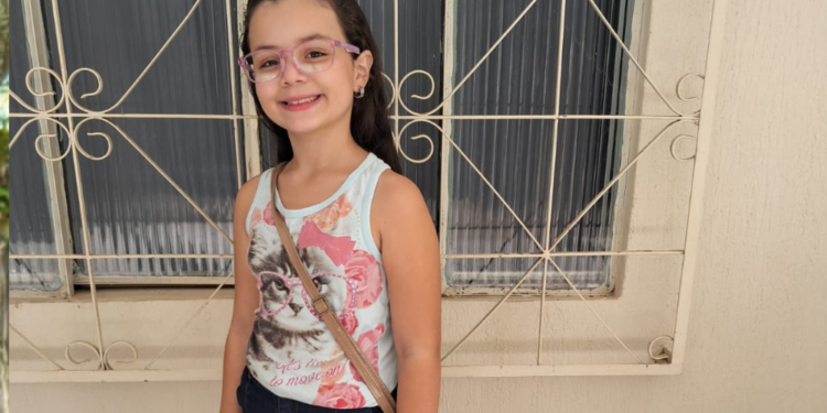 Criança de oito anos com pneumonia aguarda vaga de UTI no Hospital Municipal desde terça-feira (03)