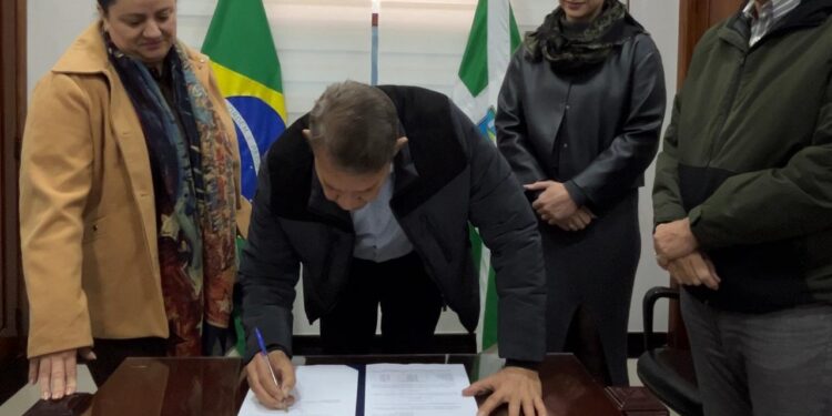Servidores da educação municipal poderão receber bonificação de até R$ 8 mil pelo desempenho no IDEB 2025
