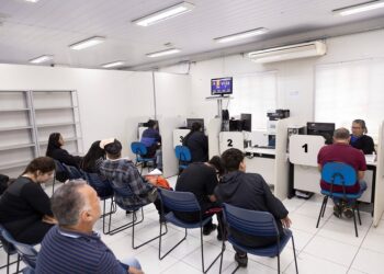 Grupo Muffato tem 120 vagas para atuar nas lojas da rede em Foz do Iguaçu