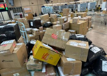 Fiscalização no centro de distribuição dos Correios apreende R$ 100 mil em mercadorias