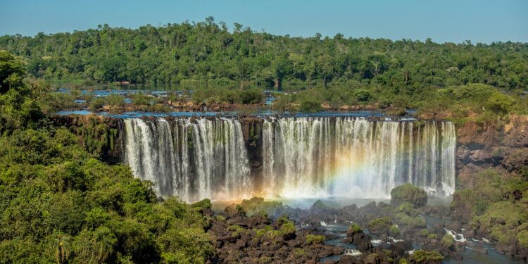 Parque Nacional do Iguaçu recebeu mais de 136 mil visitantes em maio