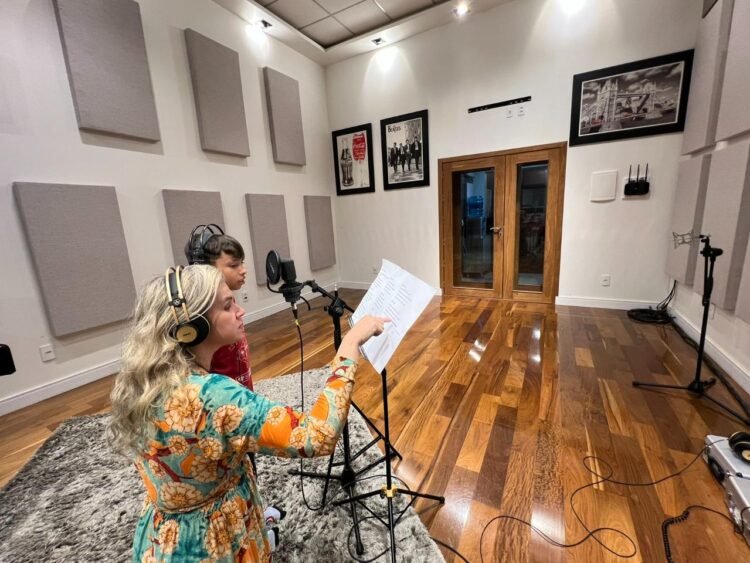 Crianças atendidas pela AFA apresentam espetáculo musical em homenagem aos 111 anos de Foz