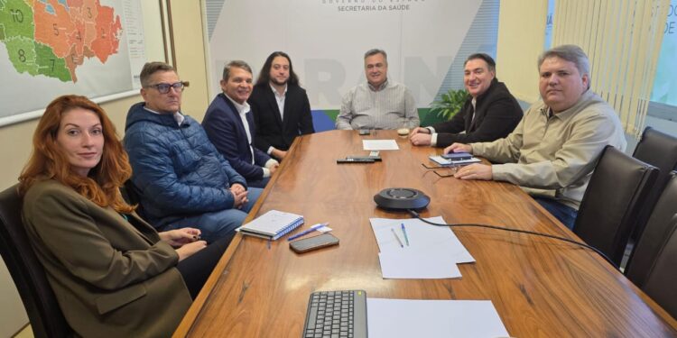 Governo garante repasse de R$ 7,75 milhões para reforma do Hospital Municipal