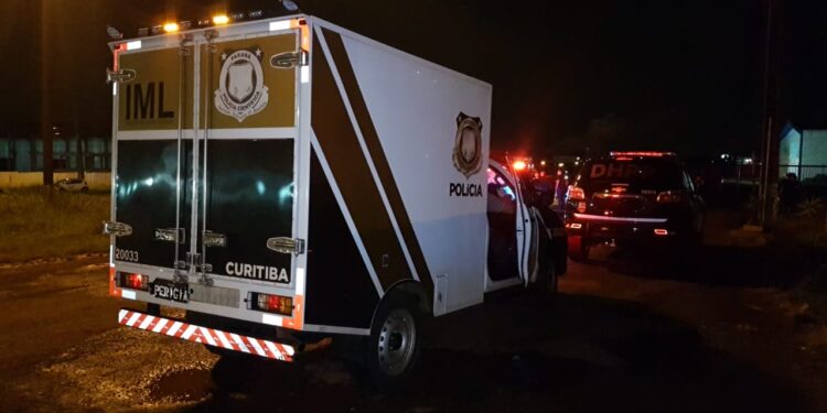 Vítima morre atropelada na BR-277 e motorista foge sem prestar socorro