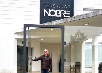 Cooperado do Sicoob expande marca de persiana 100% de Foz do Iguaçu